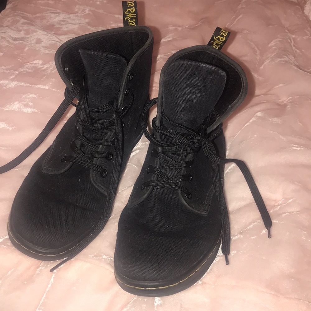 Dr Martens shoreditch boots